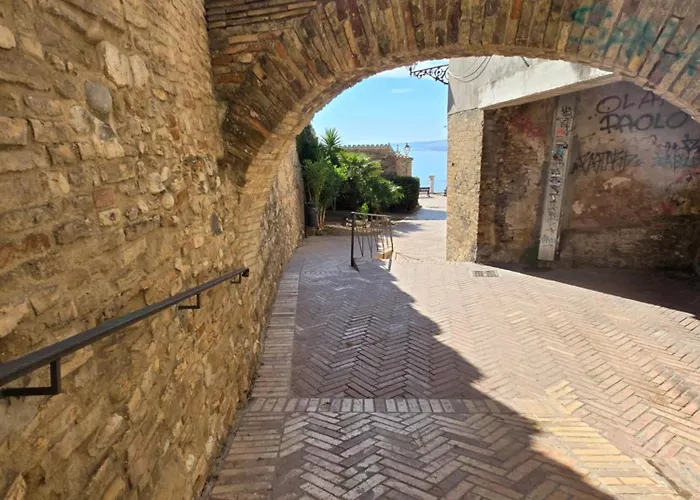 Semesterbostad Perla -centro Storico Vasto- *